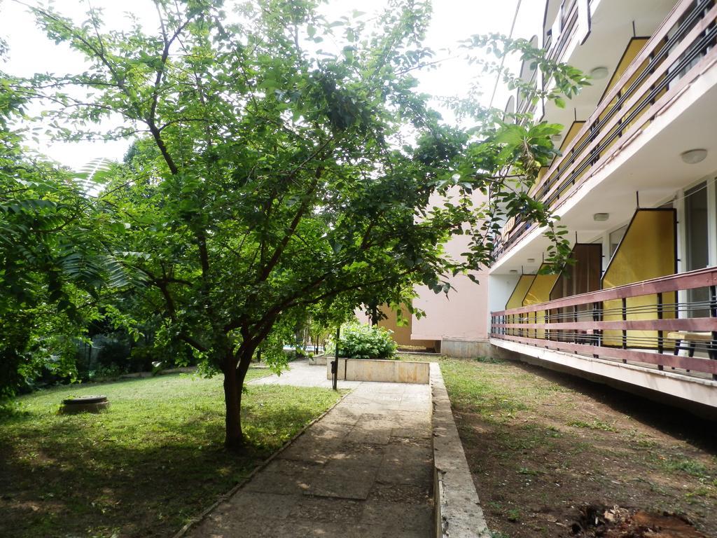 Olimpia Supersnab Hotel Balchik Exterior photo